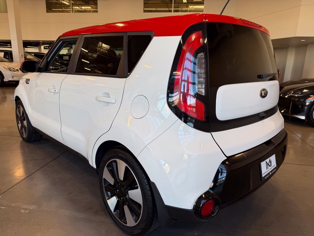 Photo 3 of this Kia Soul