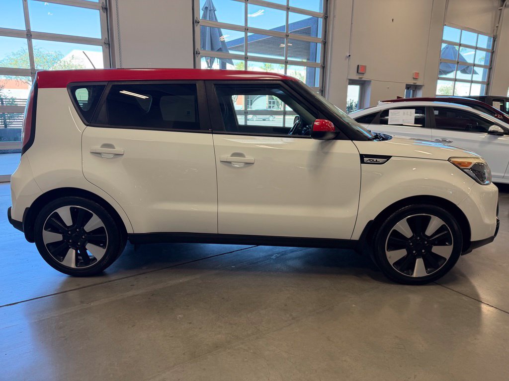 Photo 6 of this Kia Soul