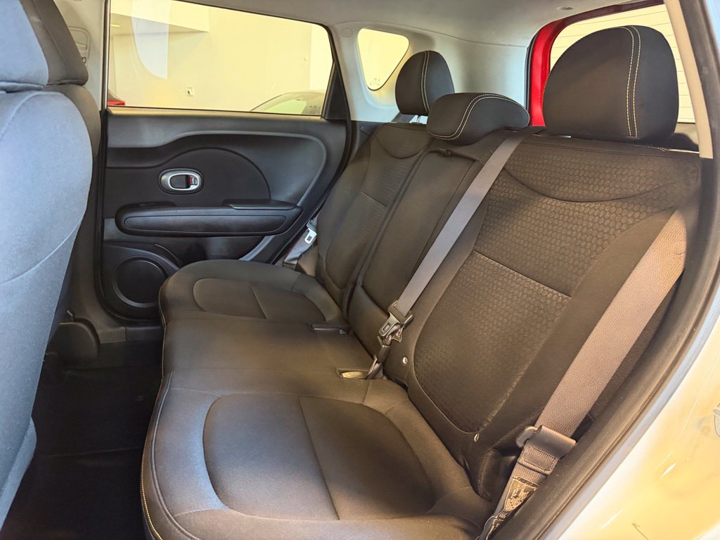 Photo 12 of this Kia Soul