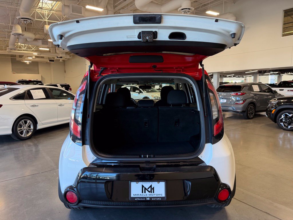 Photo 17 of this Kia Soul