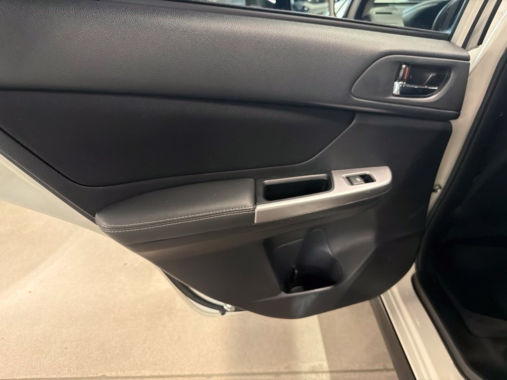 Photo 14 of this Subaru XV Crosstrek