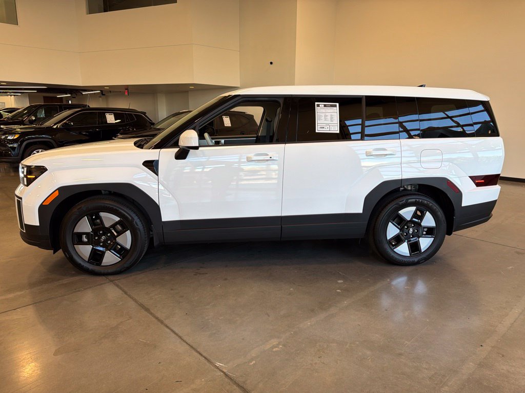 Photo 2 of this Hyundai Santa Fe Hybrid