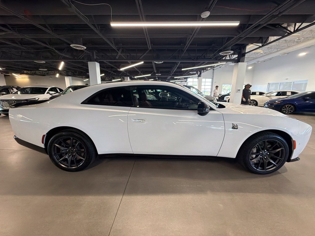 Photo 4 of this Dodge Charger