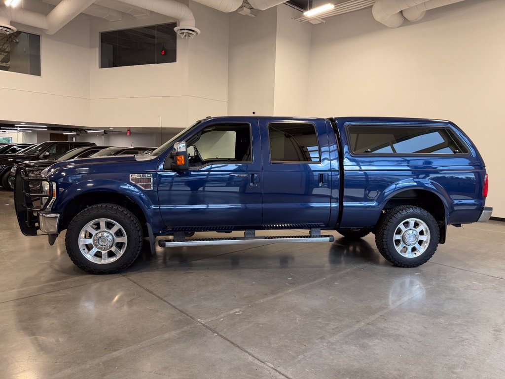 Photo 2 of this Ford Super Duty F-350 SRW