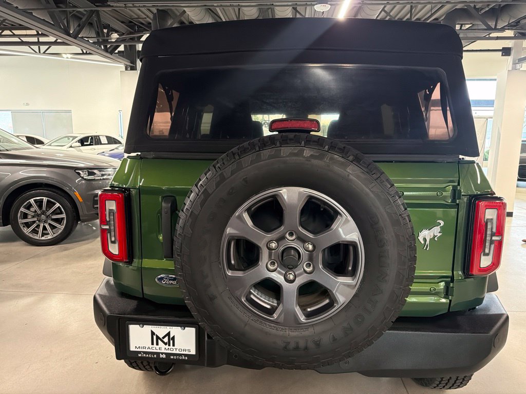 Photo 6 of this Ford Bronco