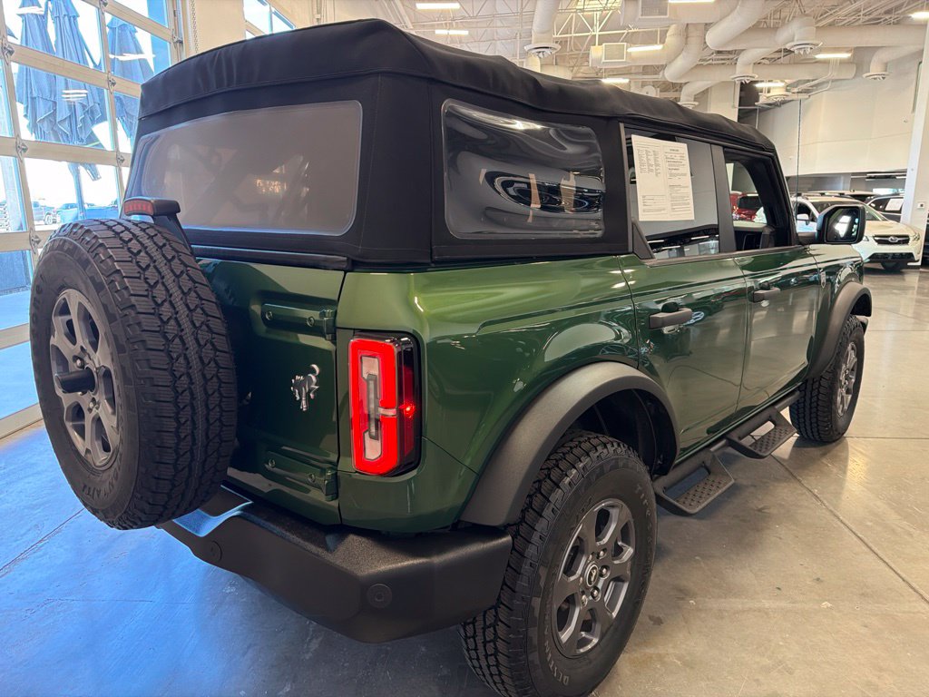 Photo 5 of this Ford Bronco