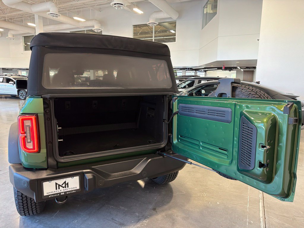Photo 15 of this Ford Bronco