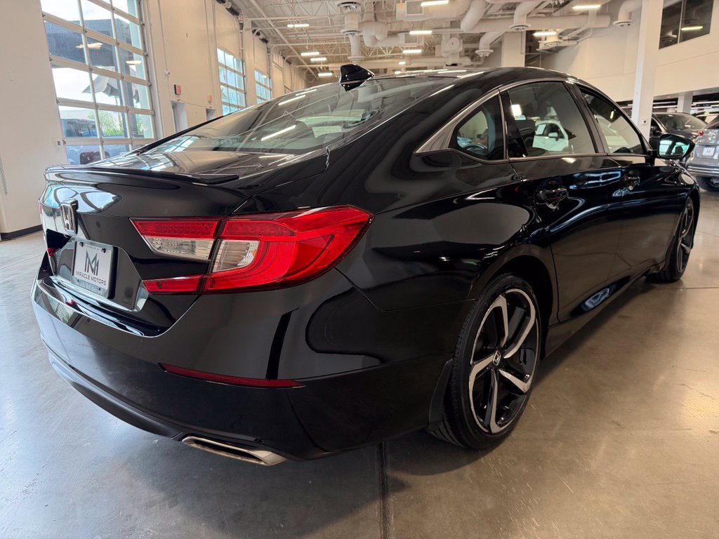 Photo 5 of this Honda Accord Sedan