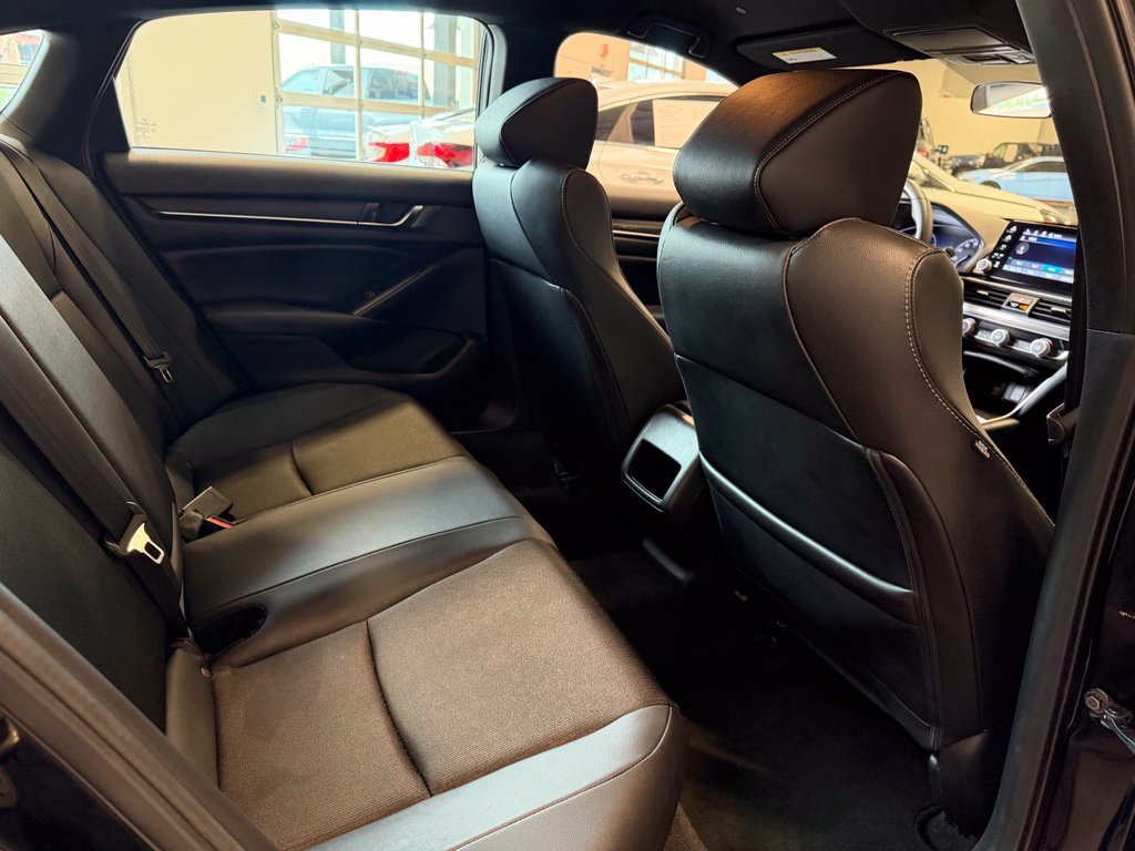 Photo 12 of this Honda Accord Sedan