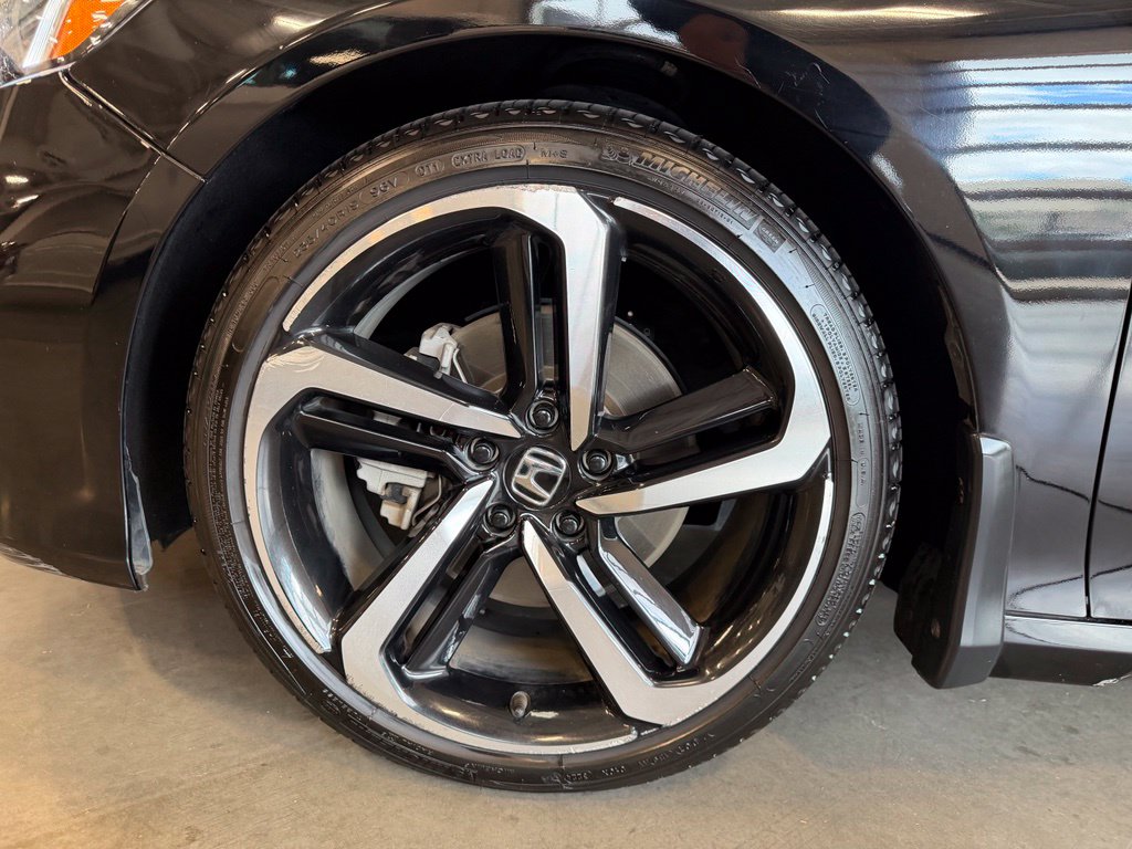 Photo 22 of this Honda Accord Sedan