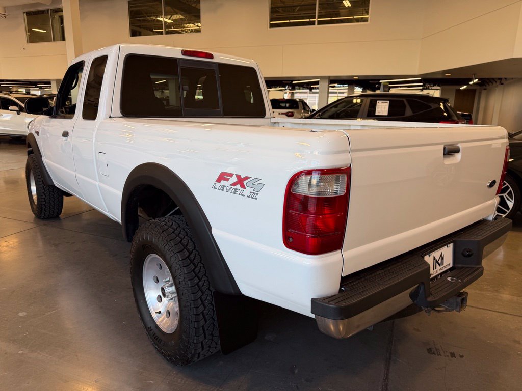 Photo 3 of this Ford Ranger