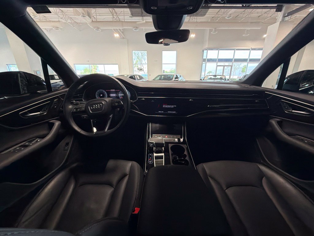 Photo 15 of this Audi Q7