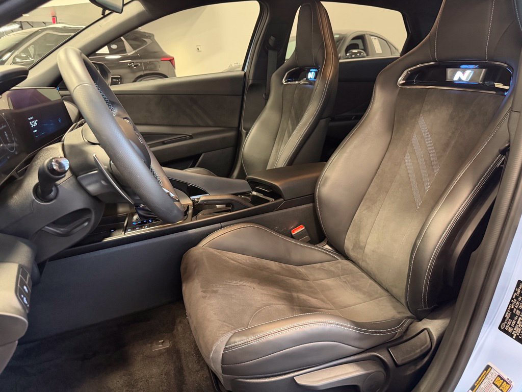 Photo 11 of this Hyundai Elantra N
