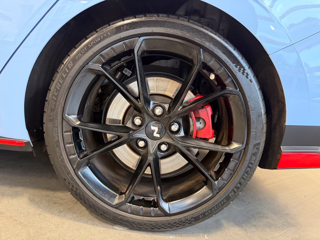 Photo 27 of this Hyundai Elantra N