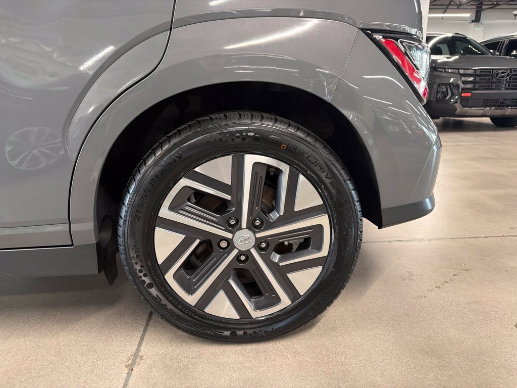 Photo 10 of this Hyundai Kona Electric