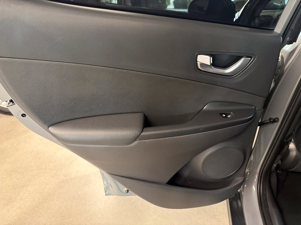 Photo 14 of this Hyundai Kona Electric