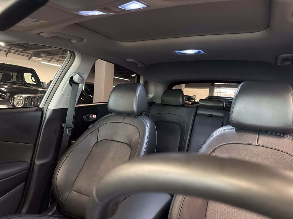 Photo 16 of this Hyundai Kona Electric