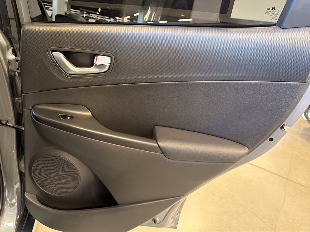 Photo 18 of this Hyundai Kona Electric