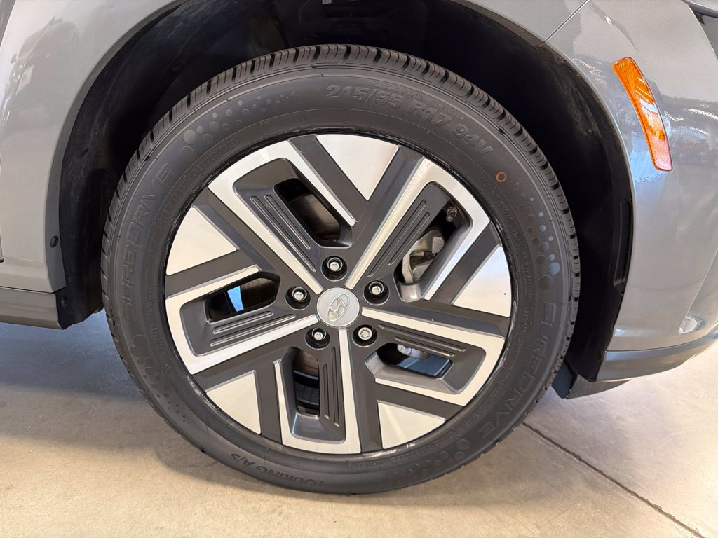 Photo 26 of this Hyundai Kona Electric