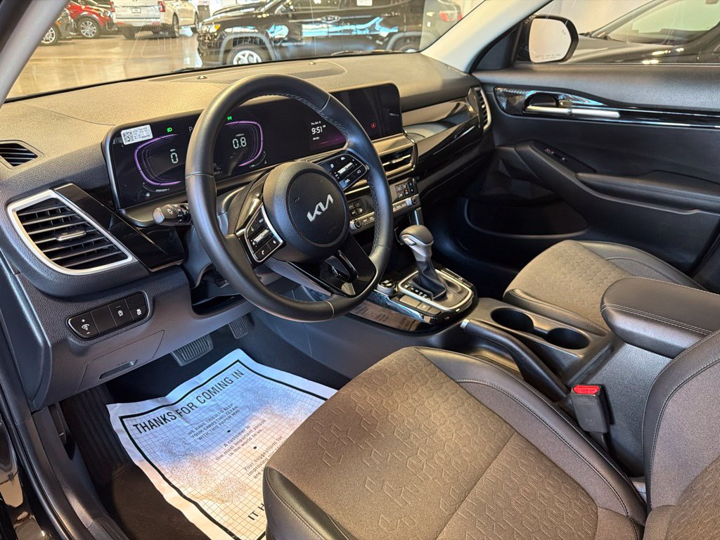 Photo 10 of this Kia Seltos