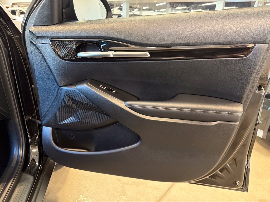 Photo 20 of this Kia Seltos