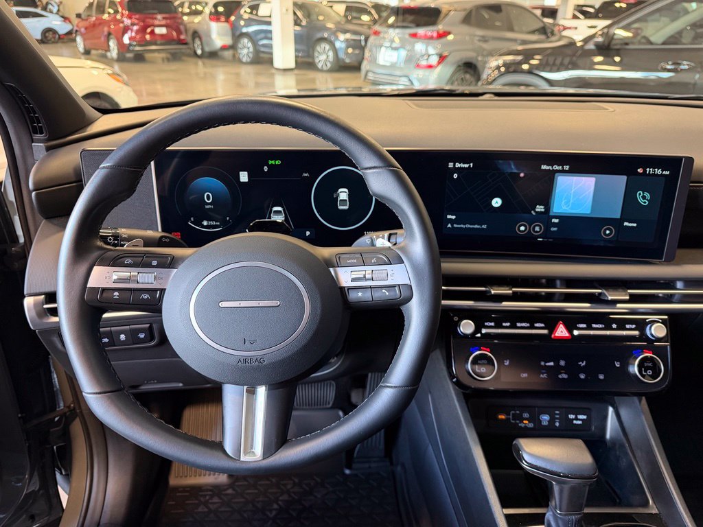 Photo 16 of this Hyundai Santa Cruz