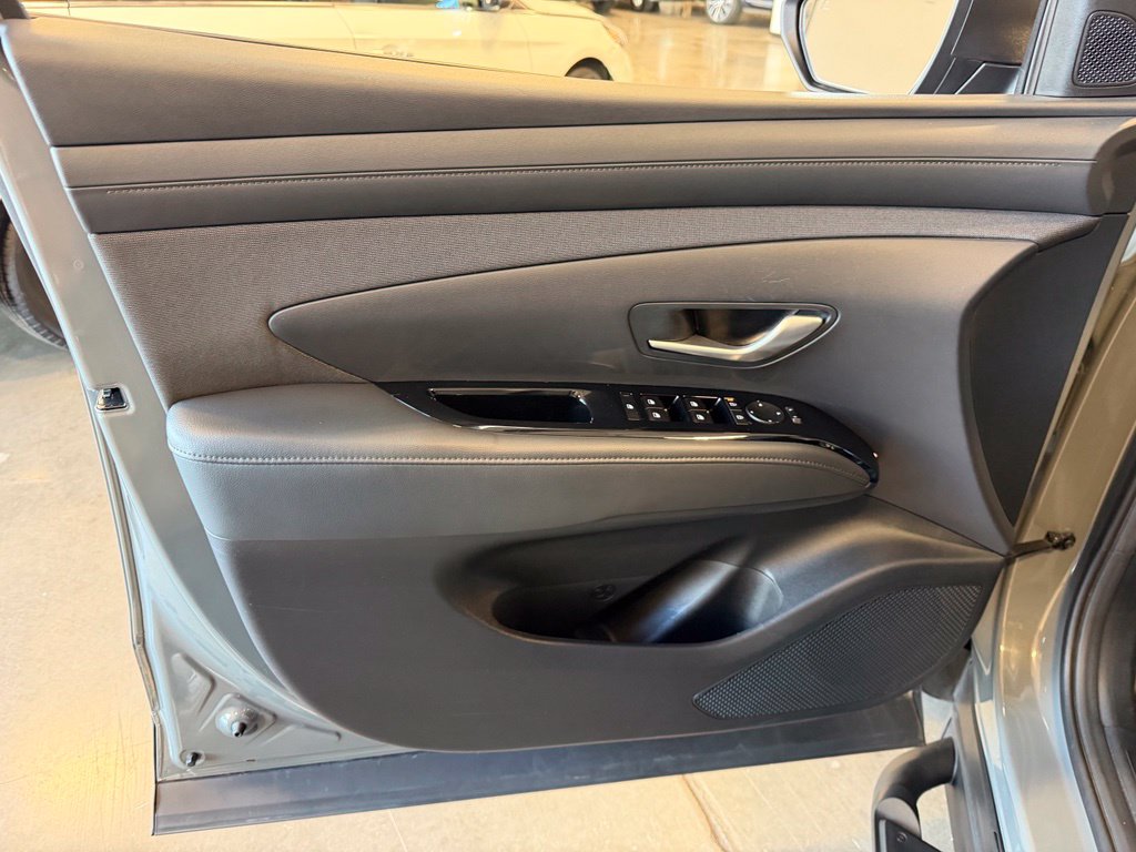 Photo 20 of this Hyundai Santa Cruz