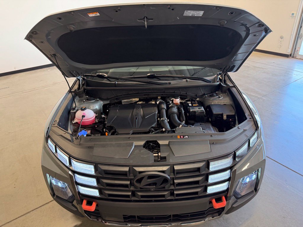 Photo 24 of this Hyundai Santa Cruz