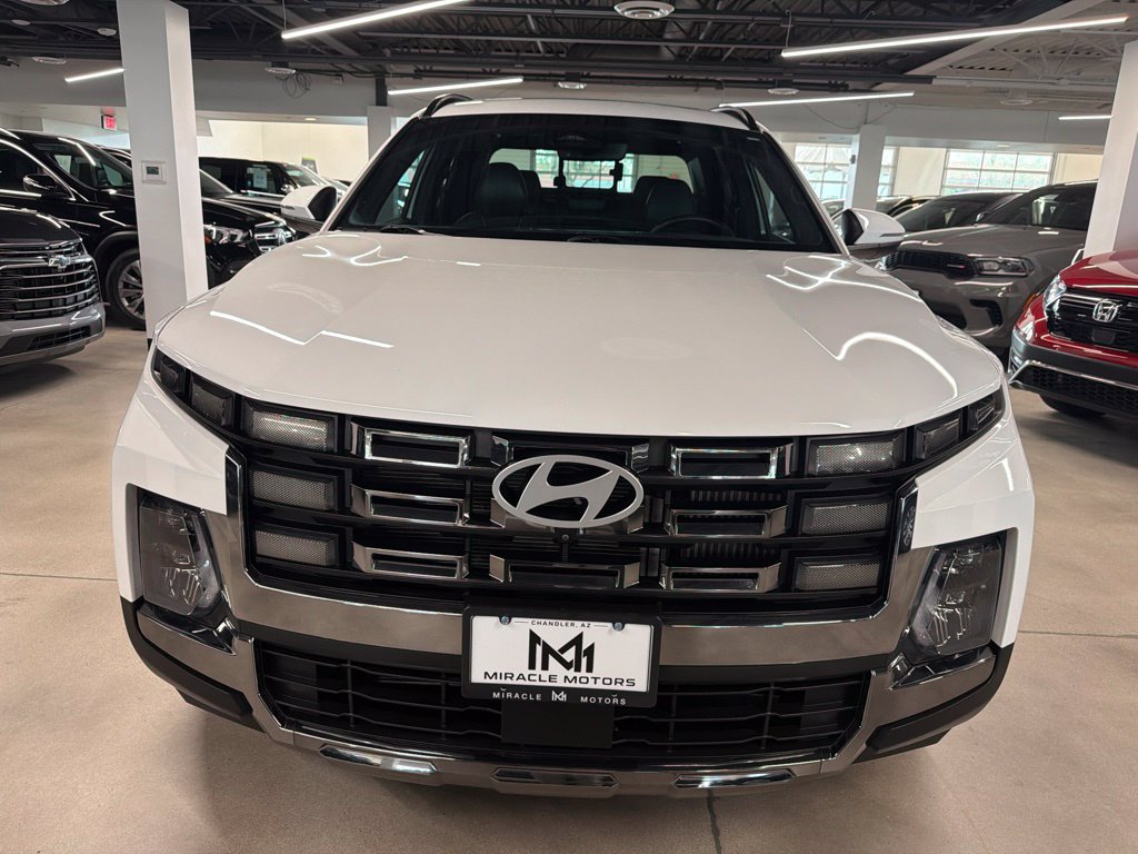 Photo 2 of this Hyundai Santa Cruz