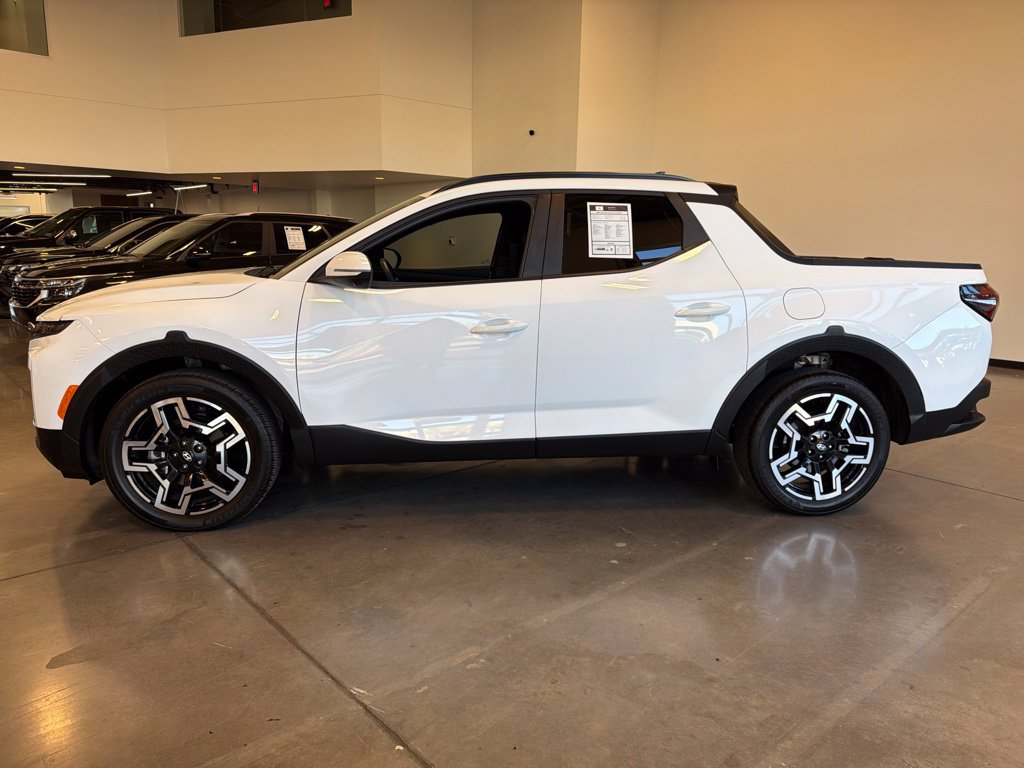 Photo 2 of this Hyundai Santa Cruz