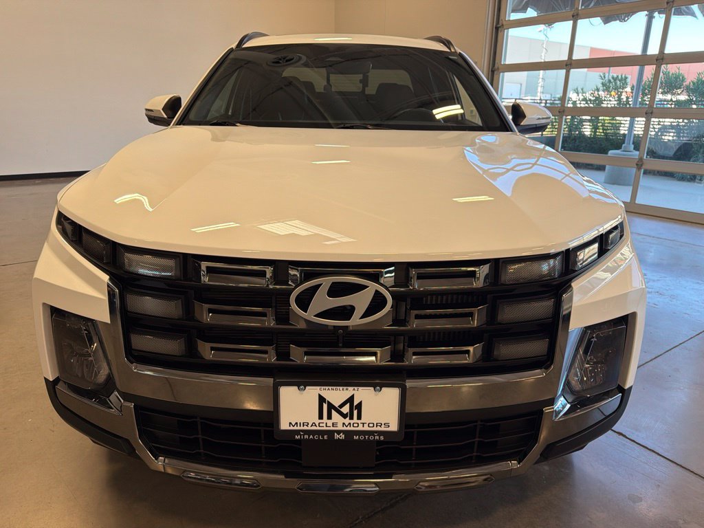 Photo 8 of this Hyundai Santa Cruz