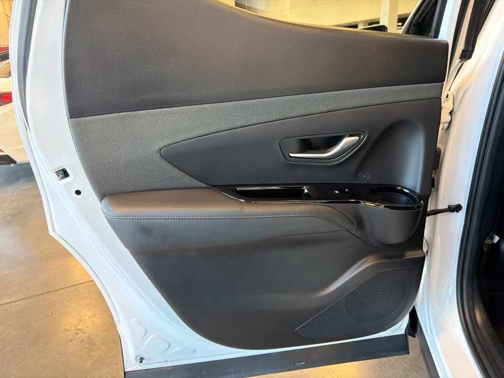 Photo 14 of this Hyundai Santa Cruz