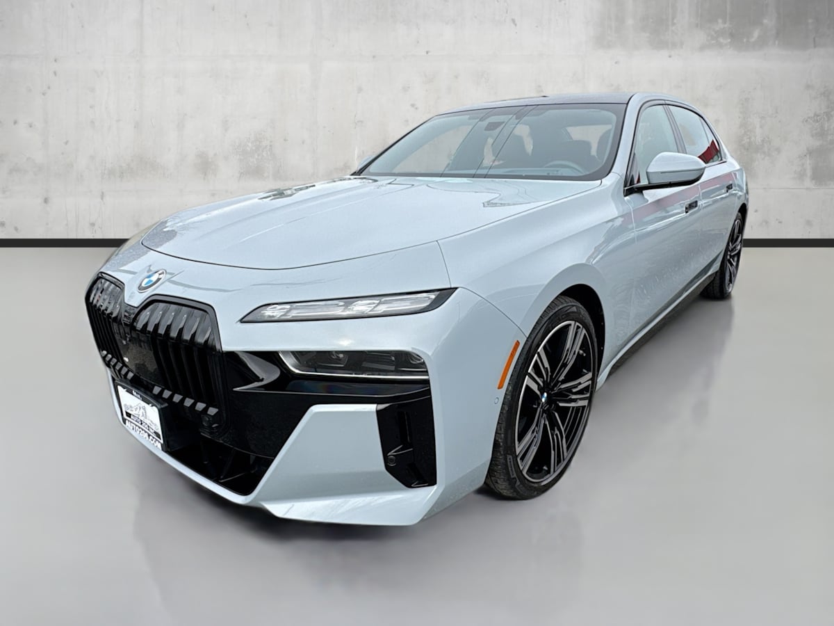 Sold 2023 BMW 7 Series 760i xDrive in Kent