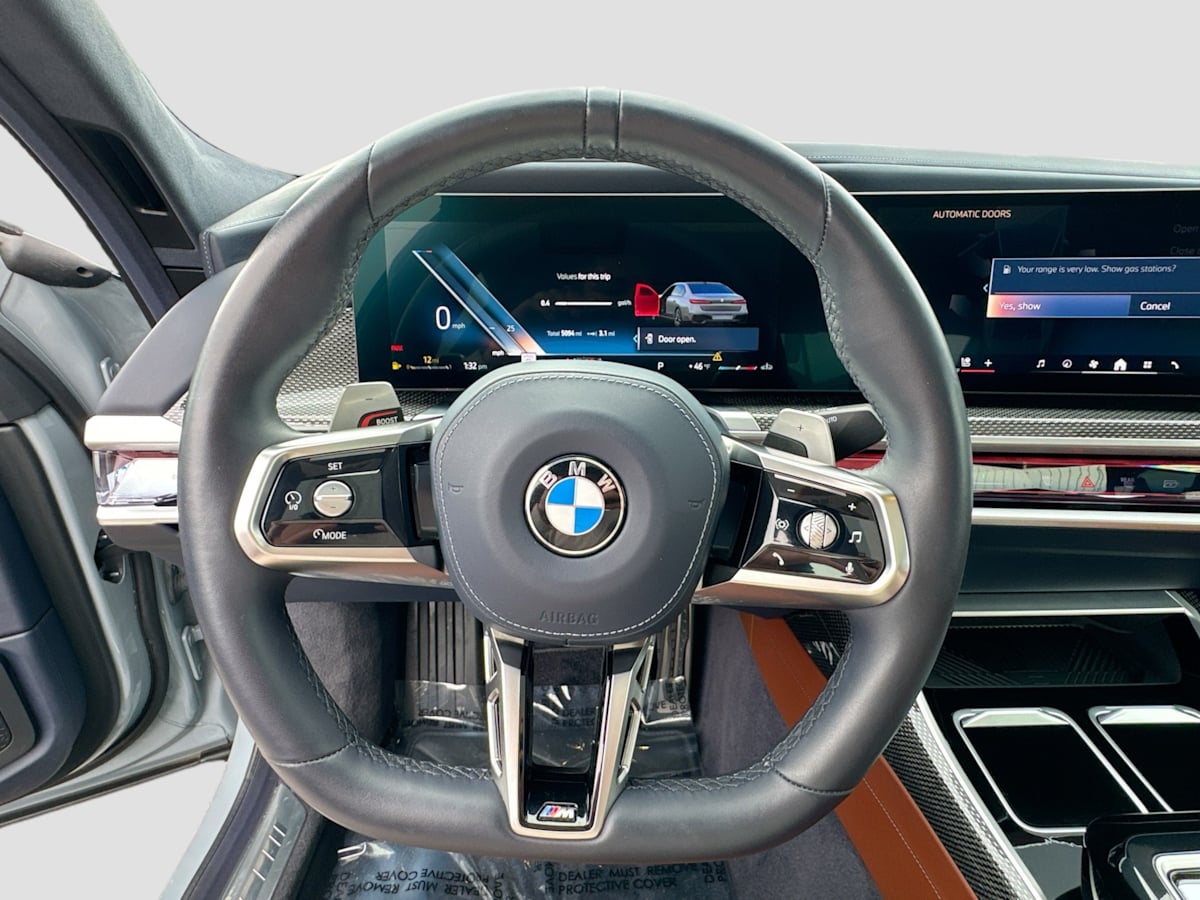 サイ Sold 2023 BMW 7 Series 760i xDrive in Kent