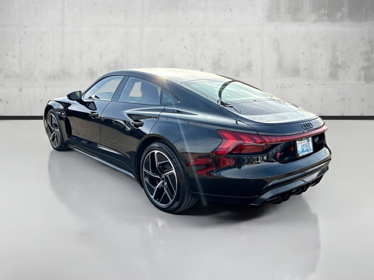 2024 Audi RS e-tron GT Base photo 5