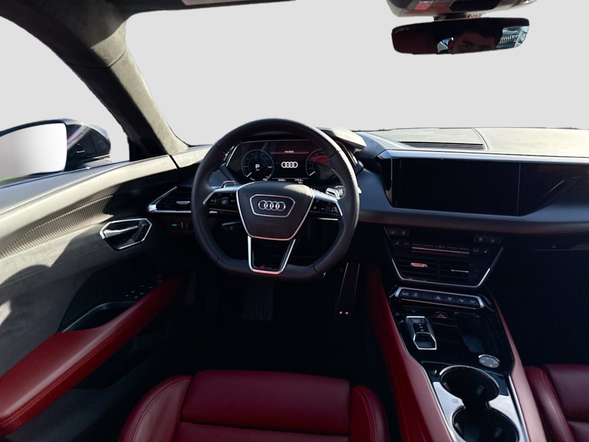 2024 Audi RS e-tron GT Base photo 20