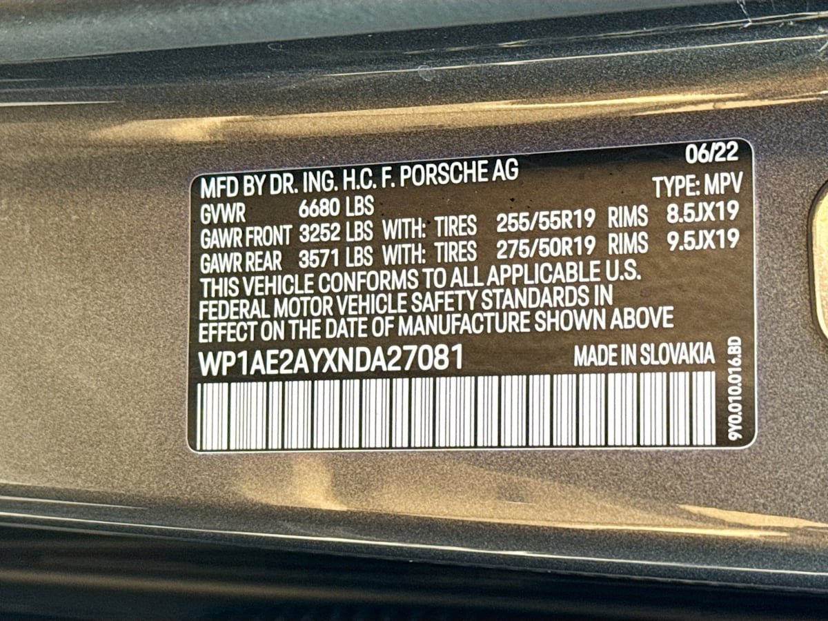 2022 Porsche Cayenne E-Hybrid photo 30