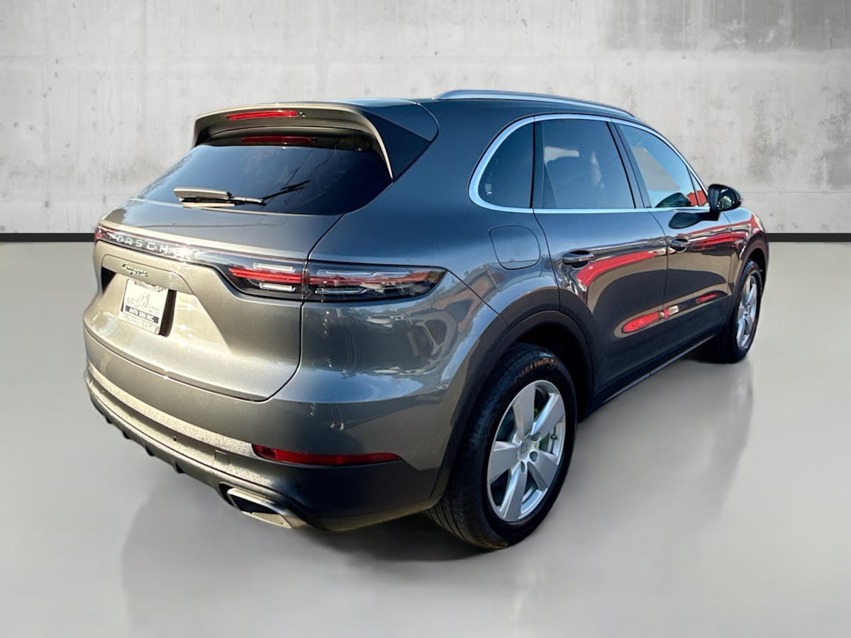 2022 Porsche Cayenne E-Hybrid photo 7
