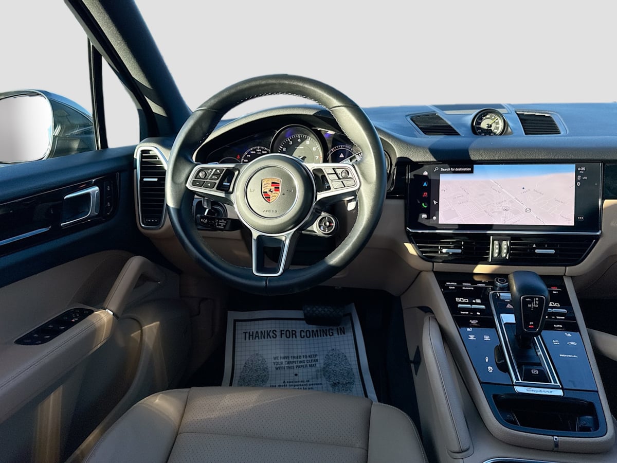2022 Porsche Cayenne E-Hybrid photo 22