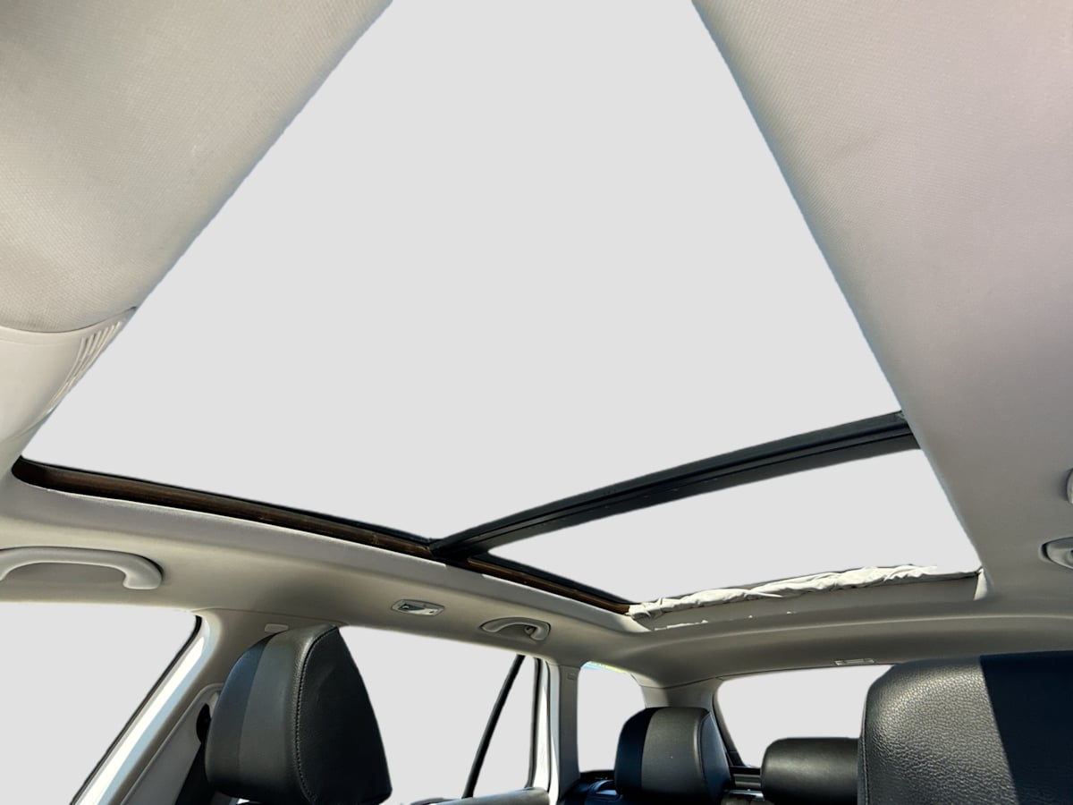 2013 Volkswagen Jetta SportWagen TDI photo 20
