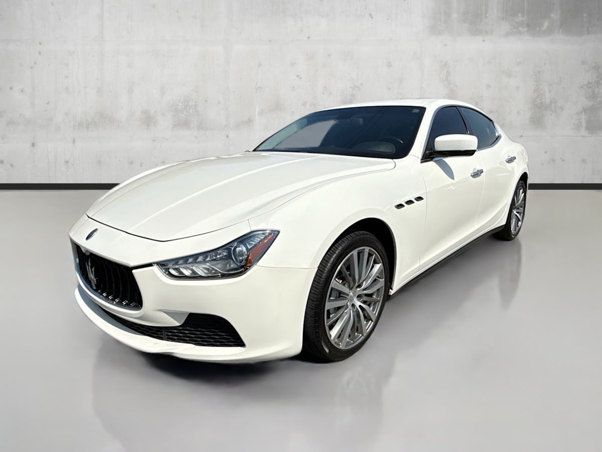 2016 Maserati Ghibli photo 3
