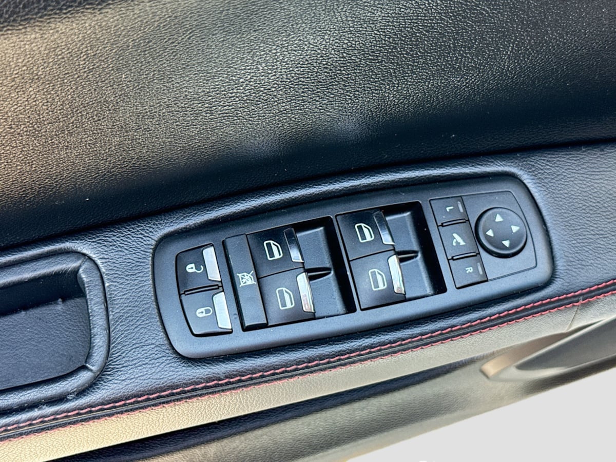 2016 Maserati Ghibli photo 16