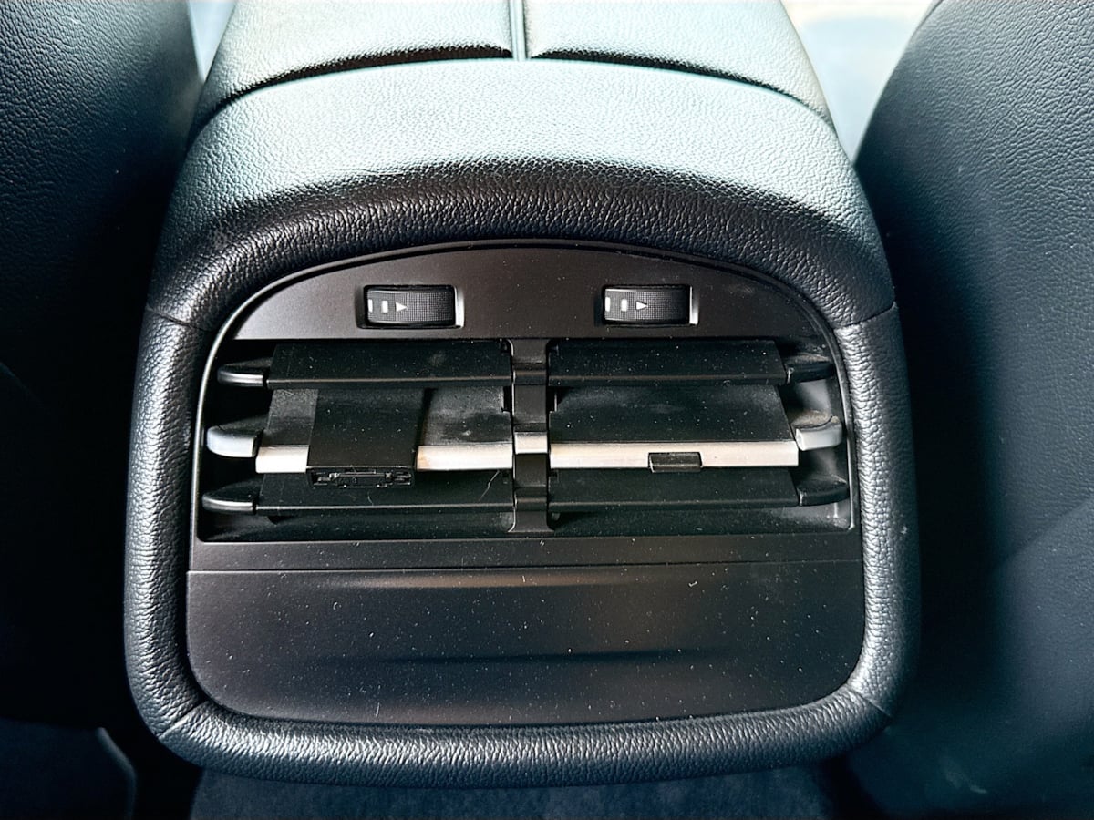 2016 Maserati Ghibli photo 23