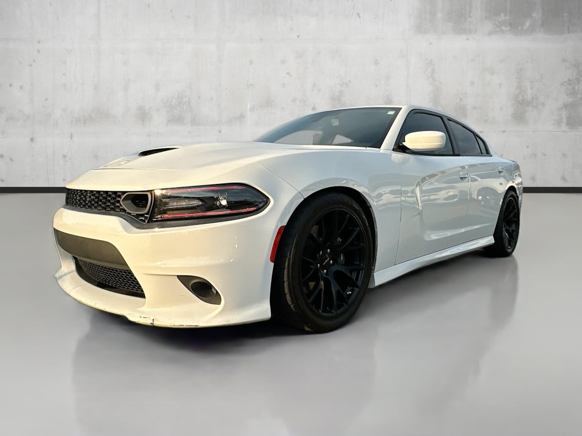 2019 Dodge Charger Scat Pack photo 3