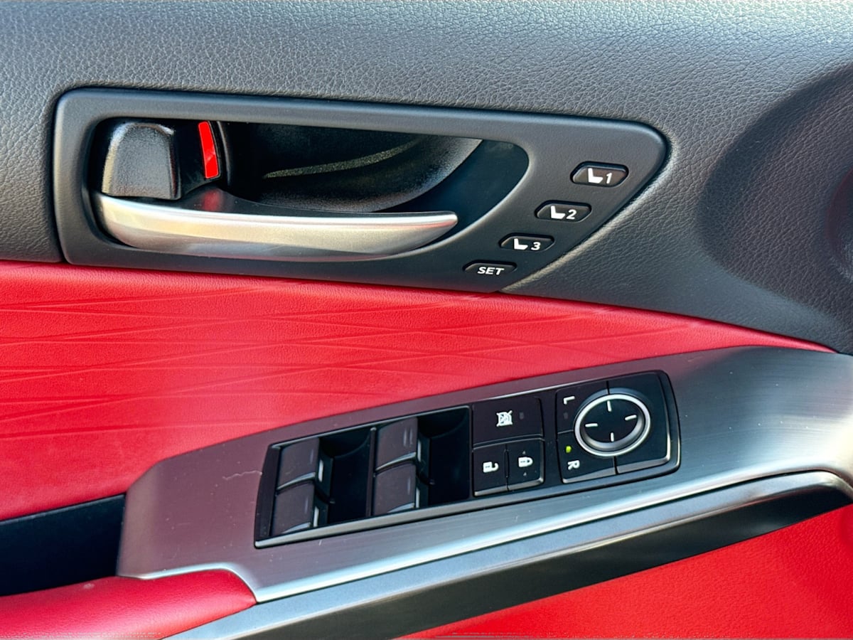 2023 Lexus IS 500 F SPORT Performance photo 16