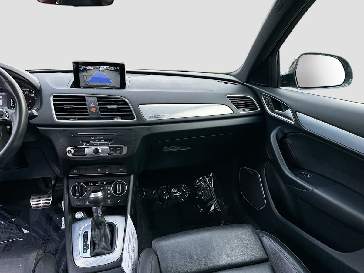 2018 Audi Q3 Premium Plus photo 24