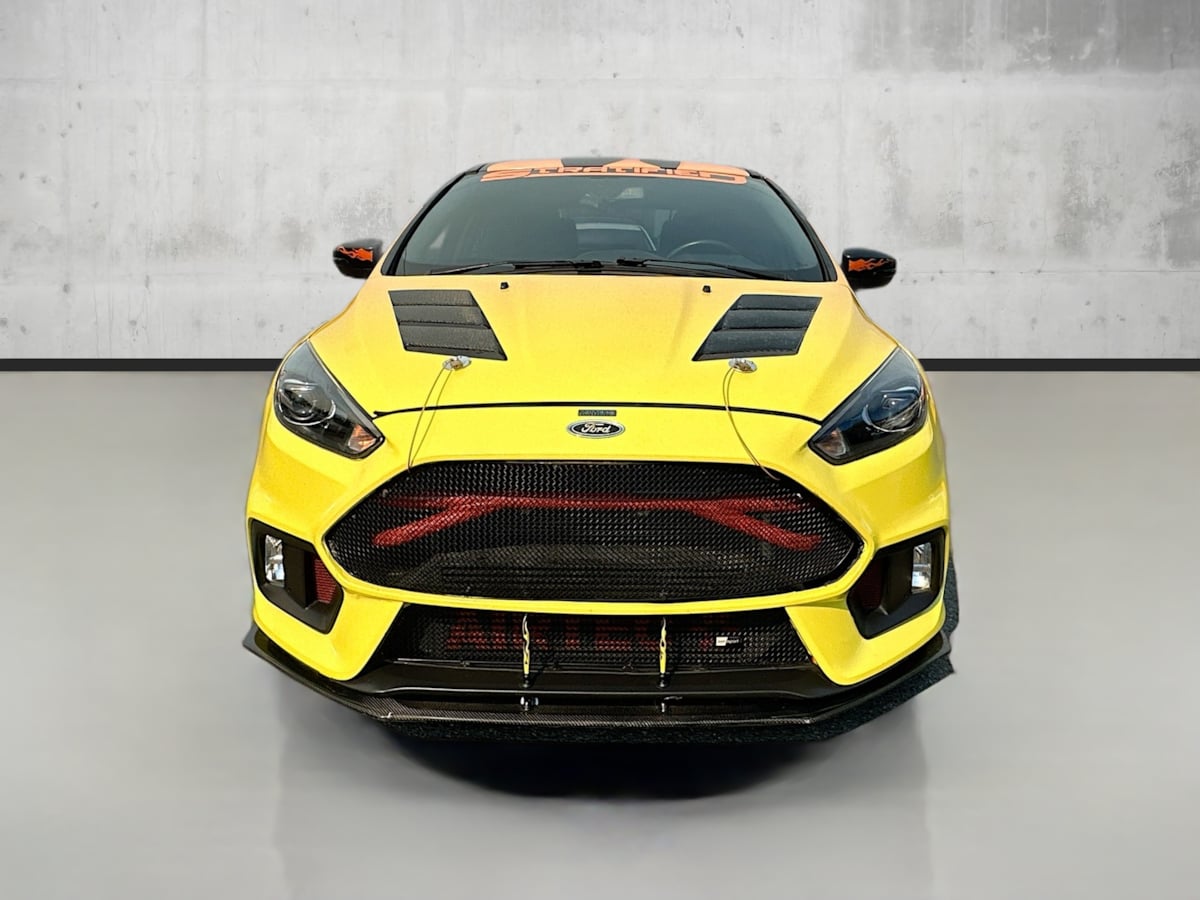 2018 Ford Focus RS photo 2