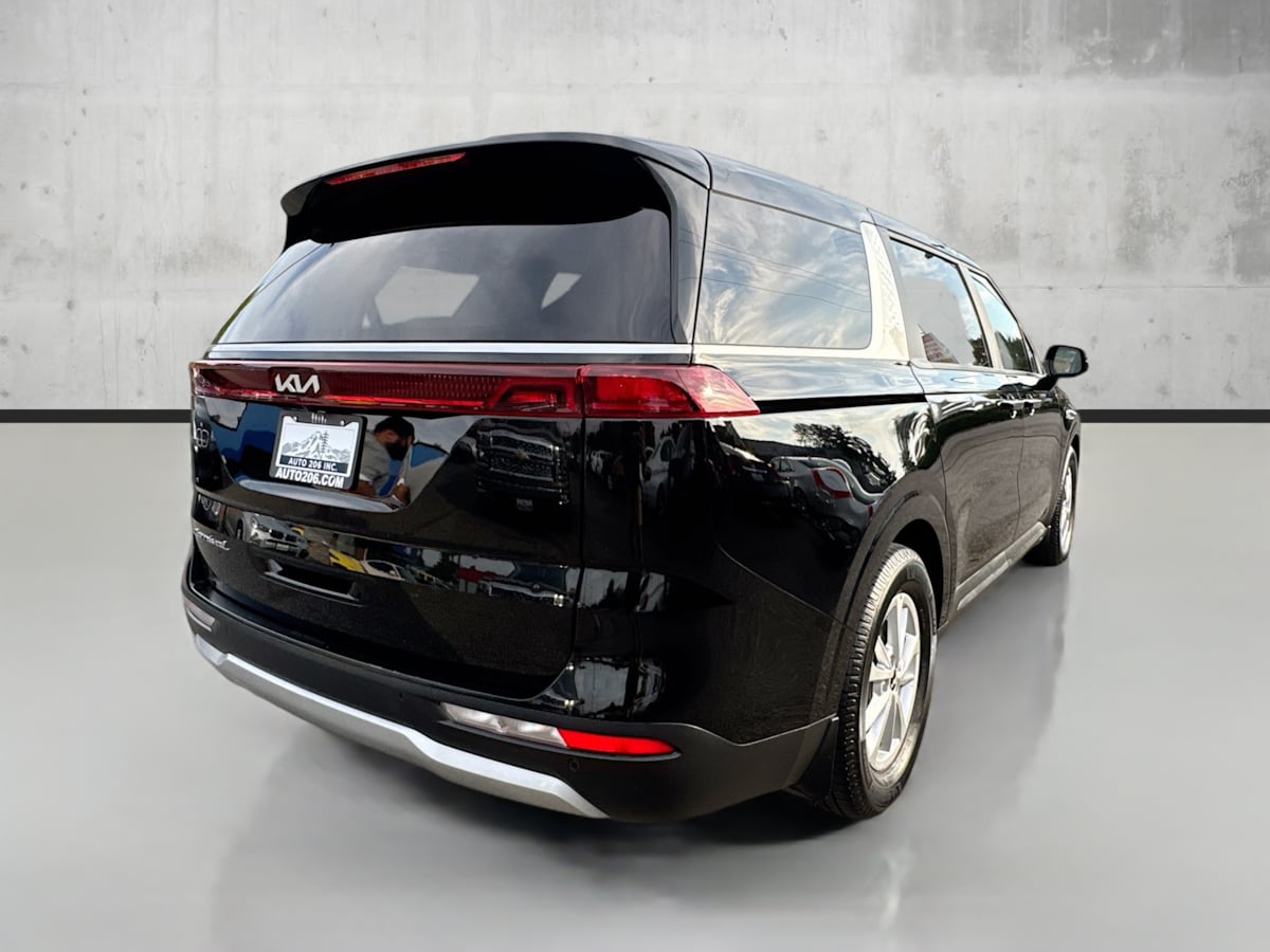 2022 Kia Carnival LXS photo 6