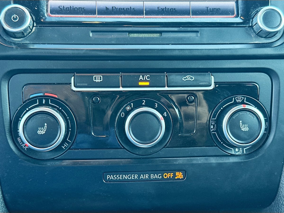 2014 Volkswagen Jetta SportWagen TDI photo 15