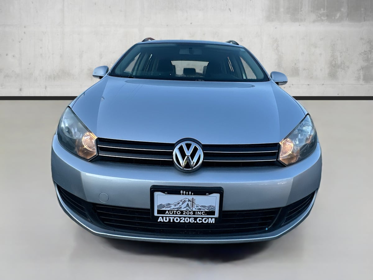 2014 Volkswagen Jetta SportWagen TDI photo 2